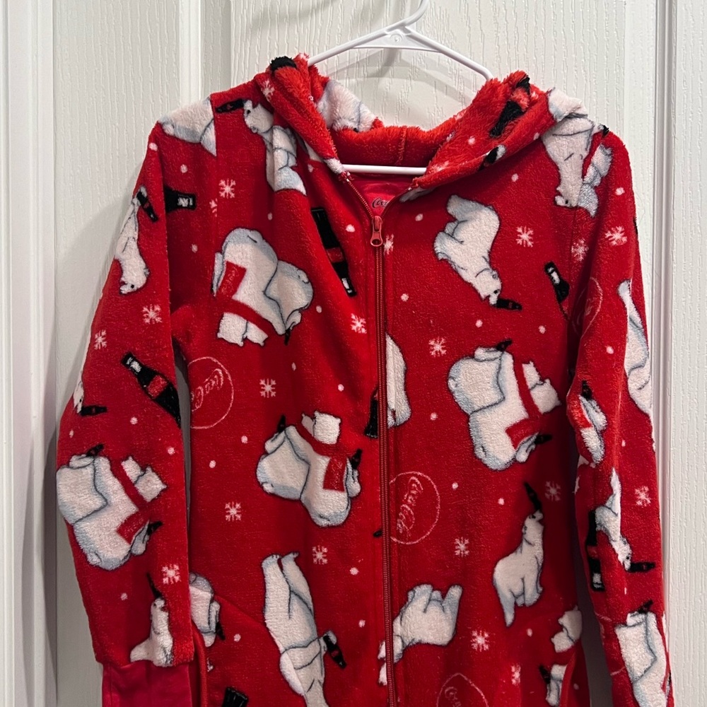 💗Coca cola footsie pajamas
